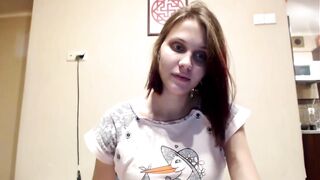 Lilly a terhes tini kisasszony maszturbálása