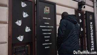 A csávó szereti a négert pélót