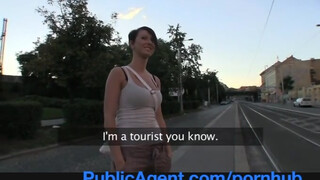 PublicAgent - Rövid hajú spiné kúrni akar