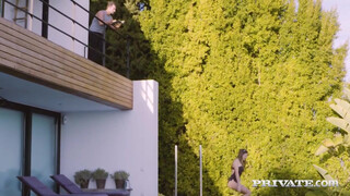 Private.com - Talia Mint a szomszéd csávóval kúrel