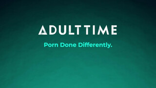 ADULT TIME - nagy cicis világos szőke méretes kannás barnával ollózik és kúrel