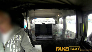 FakeTaxi - Kiki Minaj a csöcsös barna nőci