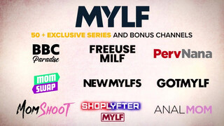 MYLF - bögyös milf lábbal reszeli meg a kárót