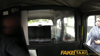 FakeTaxi - méretes didkós bige nem akar fizetni
