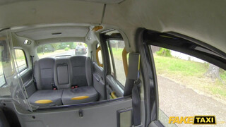 Fake Taxi - Kira Noir a izgató néger bula