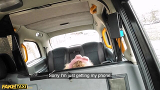 Fake Taxi - Gyönyörű latina spiné megkúrva a taxiban