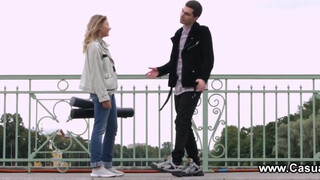 Casual Tini Szex - gyönyörű néger kisasszony és a barátja