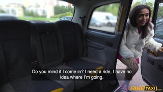 Fake Taxi - Vékony méretes csöcsű kolumbiai kiscsaj