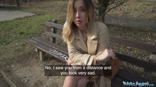 Public Agent - Mia Brown a hatalmas mellű milf