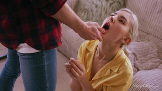 WOWGIRLS - Eva Elfie a hatalmas cickós orosz csaj