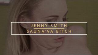 Jenny Smith a világos szőke hatalmas kannás milf lovagol a faszon