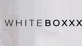 WhiteBoxxx - Ashely Ocean pinája megkúrelva