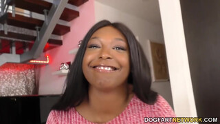 Rachel Raxxx az óriás didkós néger milf
