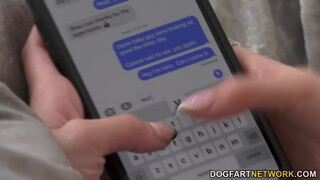 Lola Fae kettő csoki hapsival szexel