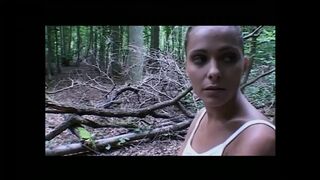 Clara Morgane élvezi a durva kettő behatolást a hatalmas farokkal